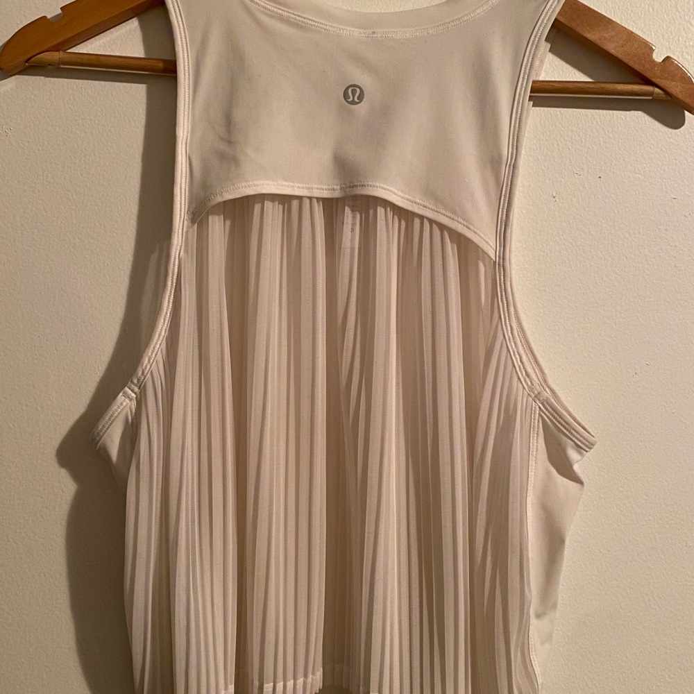 Lululemon tank